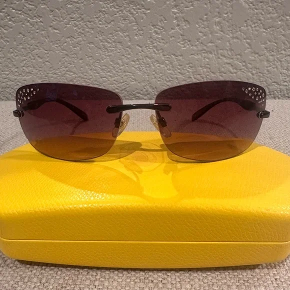 Sharovski Sunglasses with Yellow Case Swarovski | Accessories | Sharovski Sunglasses With Yellow  main image 4